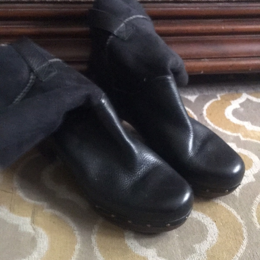 Ugg Clog Boots
